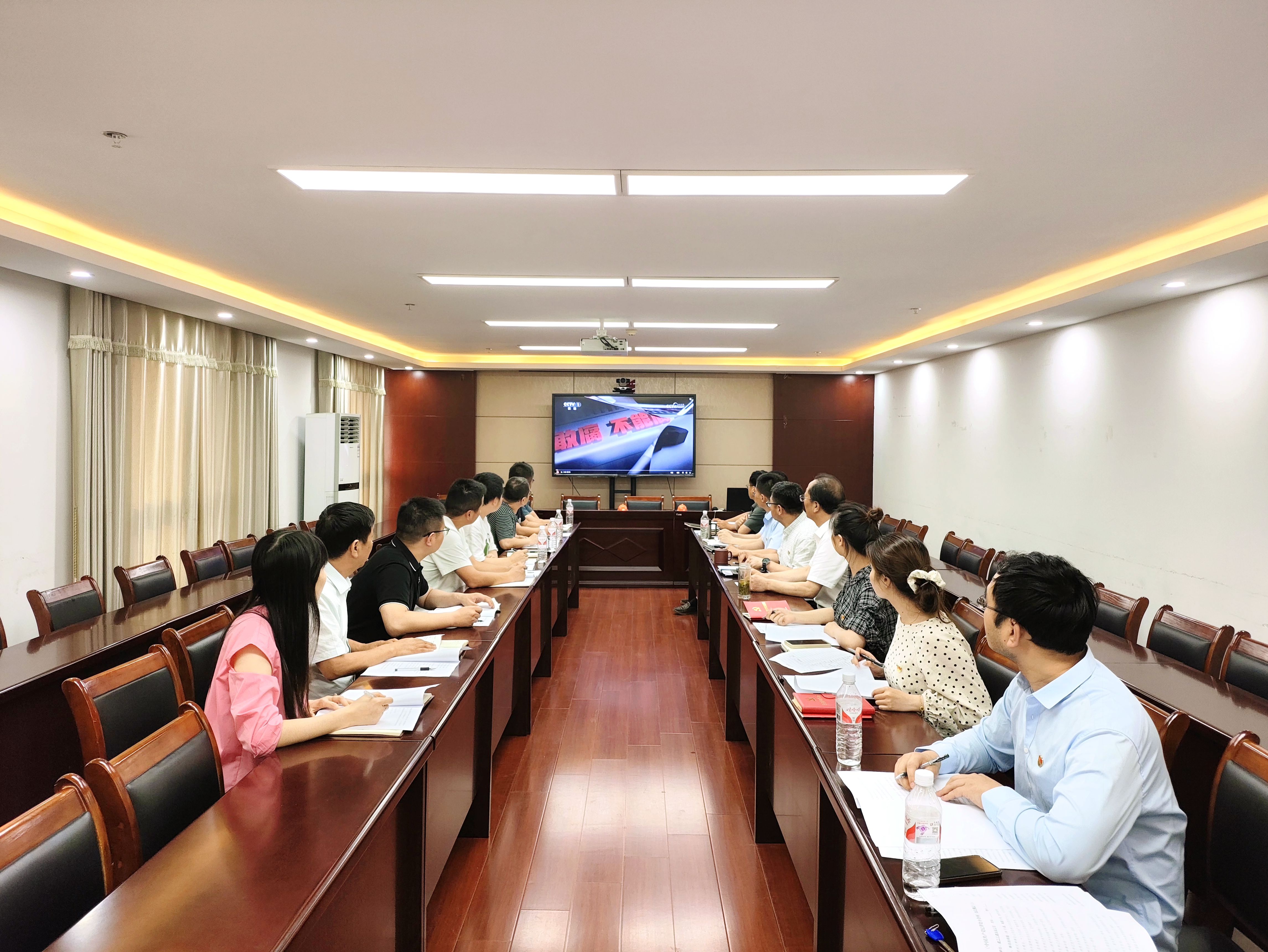 7cb4bde45c6c1c81e04eae1f8055a517.jpg 7cb4bde45c6c1c81e04eae1f8055a517.jpg